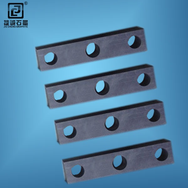 真空爐石墨連接片，真空爐石墨件石墨連接片，真空爐石墨配件，真空爐石墨件，真空爐石墨件生產(chǎn)廠家，真空爐石墨配件，真空爐石墨發(fā)熱元件